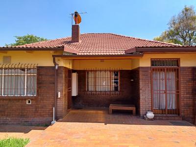 House For Sale in Bezuidenhout Valley, Johannesburg