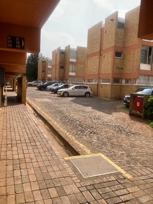 Apartment / Flat For Rent in Kempton Park, Kempton Park